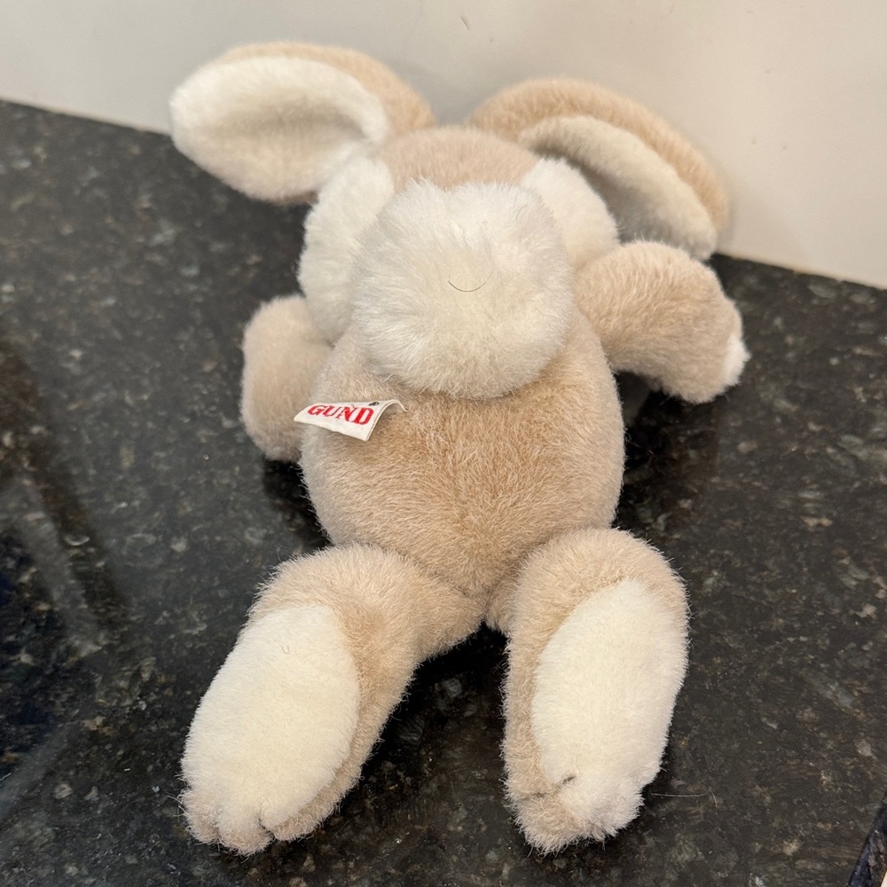 Vintage 1984 Gund Tan and White Bunny Rabbit Plush Stuffed Animal 10” - Picture 6 of 8